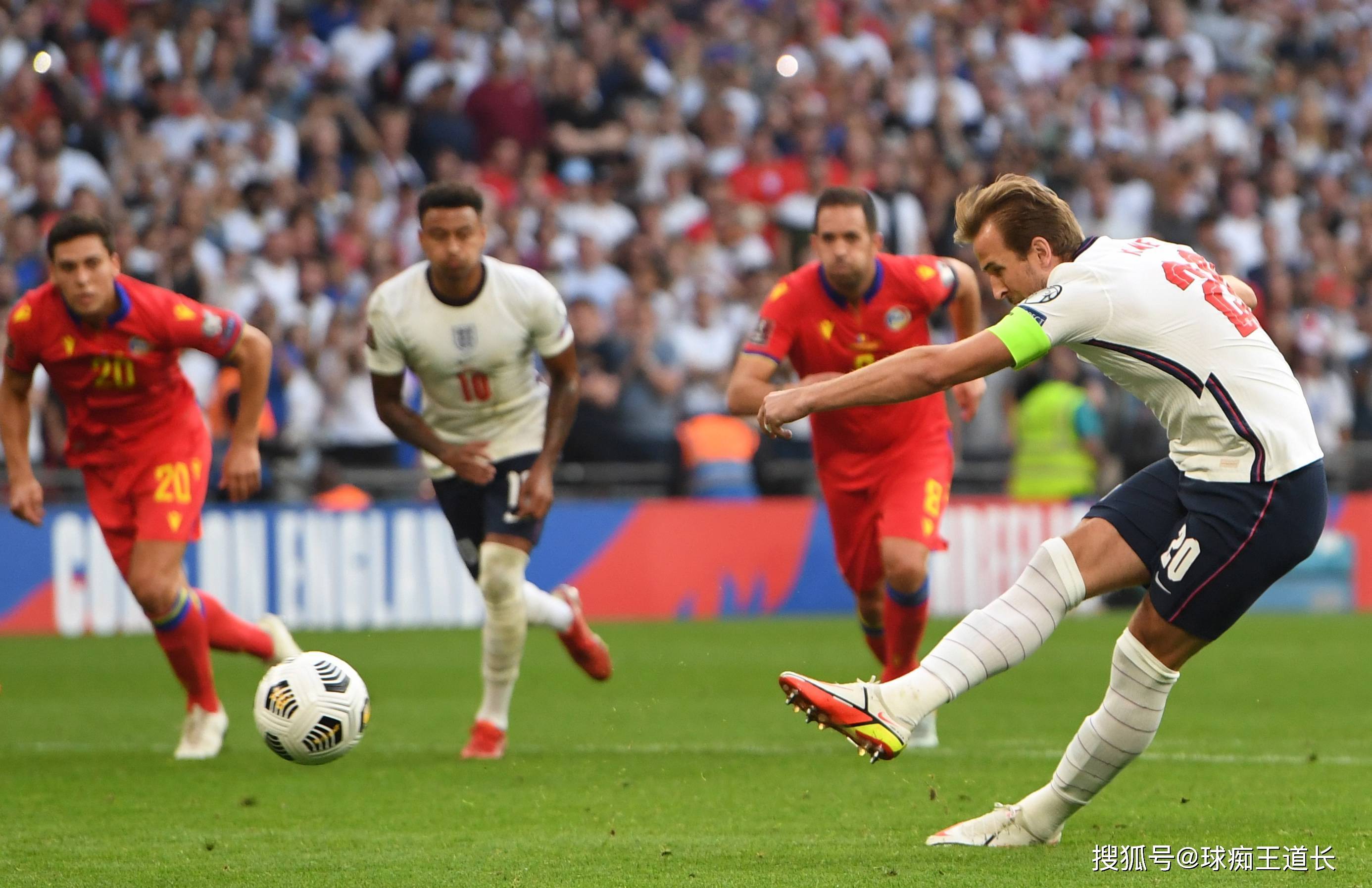 同时加强在 同时加强在