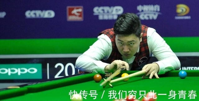 术配合的战 术配合的战