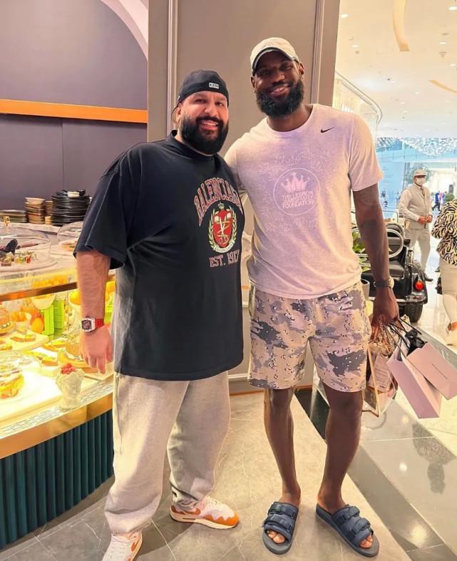 中盲目加注 中盲目加注